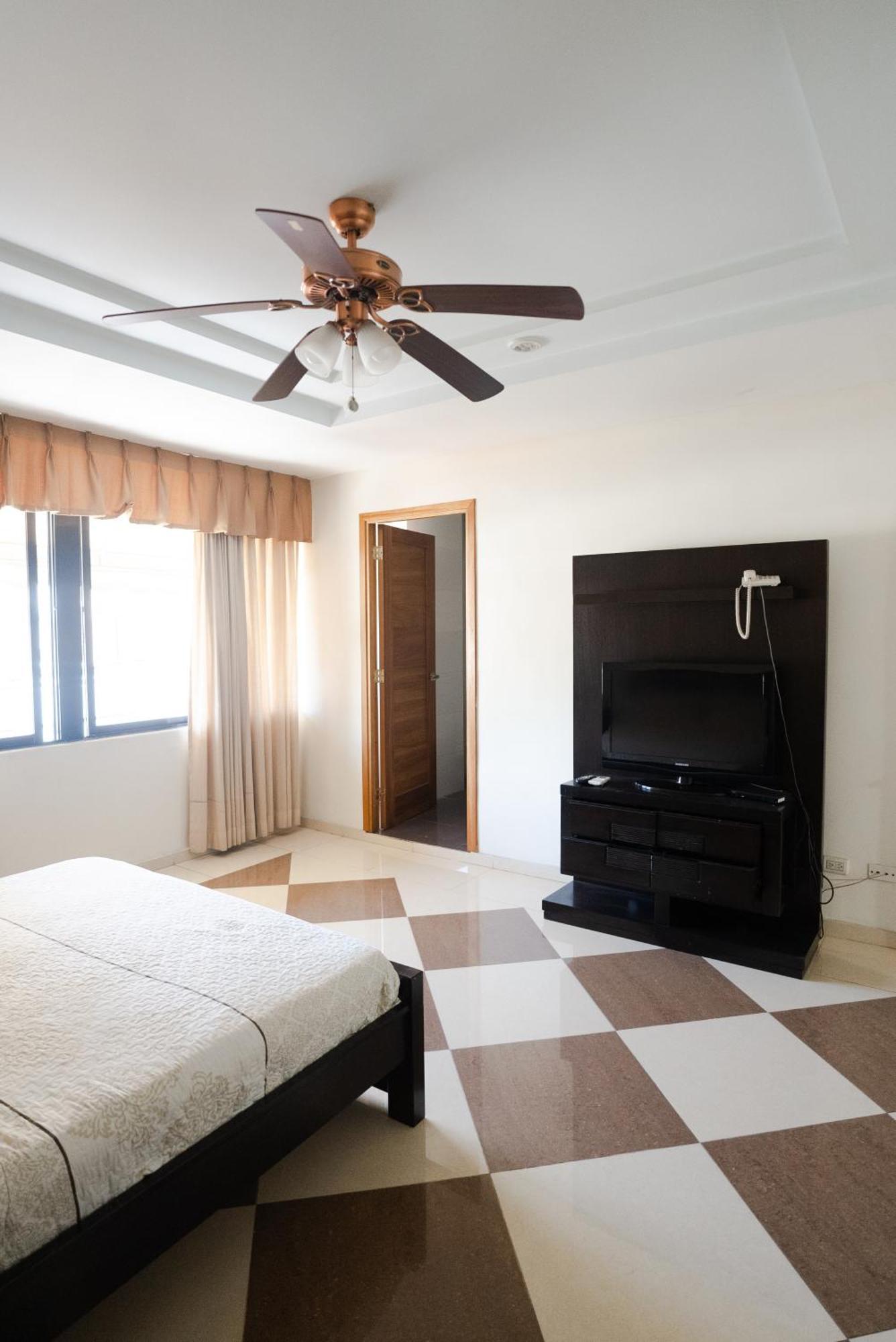 Aparta Hotel Roma ซานโตโดมิงโก ภายนอก รูปภาพ