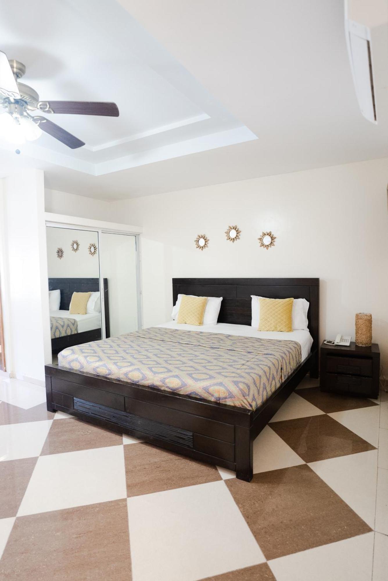 Aparta Hotel Roma ซานโตโดมิงโก ภายนอก รูปภาพ